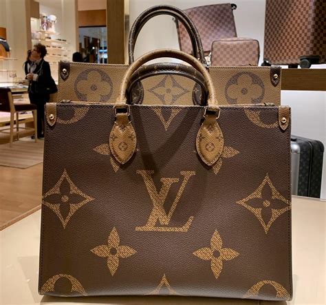 lv on the go mini|lv on the go price.